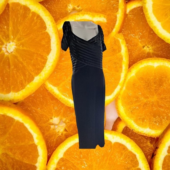 Reggio Black‎ Short Sleeve Long Dress With Velvet Striped Top Size 10 - Picture 2 of 6